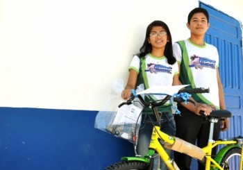 Escolas receberam as 70 primeiras bicicletas, de ação que prevê a entrega de 70 mil - Foto: Kalberto Rodrigues / Governo do Estado do Piauí