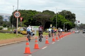 Três trajetos poderão ser percorridos de bicicleta em Brasília - Foto: Divulgação / GDF