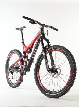 Intense Tracer T275 Carbon