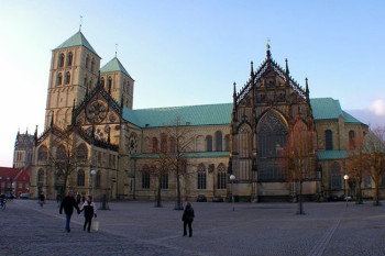 A catedral St. Paulus Dom é a maior igreja da região da Vestfália