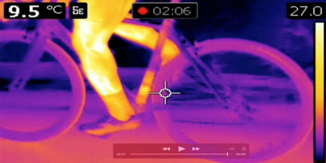 Câmeras especiais equipadas com sensores térmicos que captam fontes de calor no interior das bicicletas - Reprodução / Corriere della Sera
