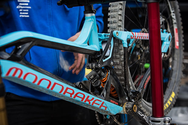 O modelo da Mondraker foi projetado nativamente como uma bike 29er