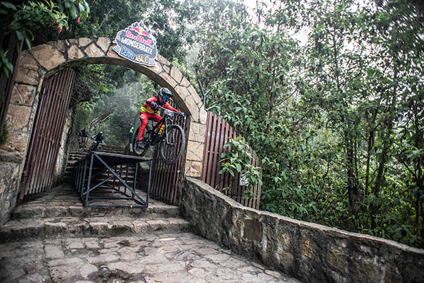 Red Bull Monserrate Cerro Abajo 2020, em Bogota, Colômbia