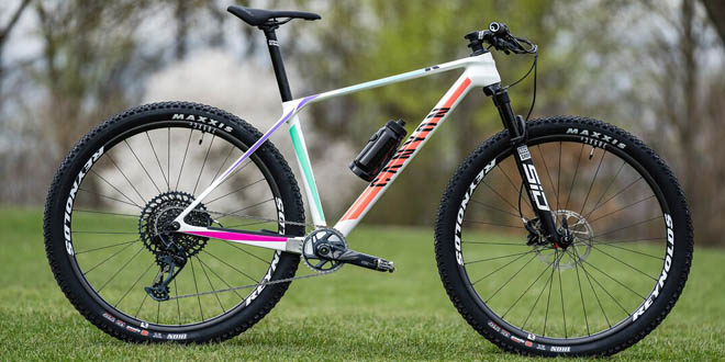 Canyon Exceed CF 7