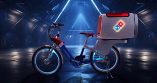 Domino’s inova com e-bike para entregas equipada com forno integrado