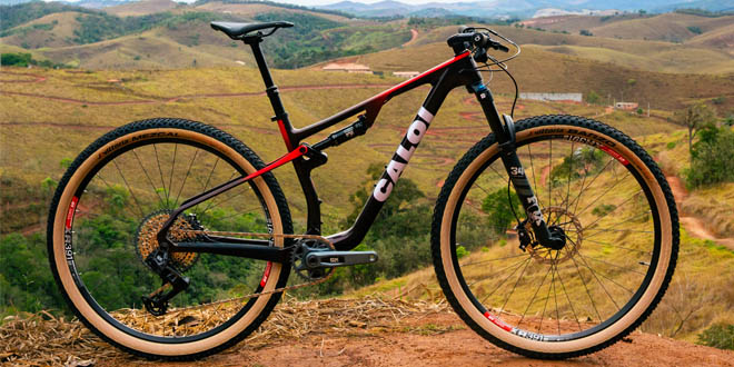 Caloi Elite Carbon FS Racing