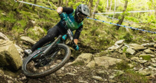 Fox Podium, o novo garfo de DH que combina rigidez à suavidade